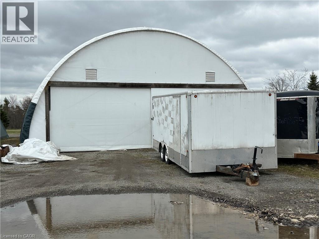 1020 Green Mountain Road E Unit# B, Stoney Creek, Ontario  L8J 3A9 - Photo 4 - 40821382