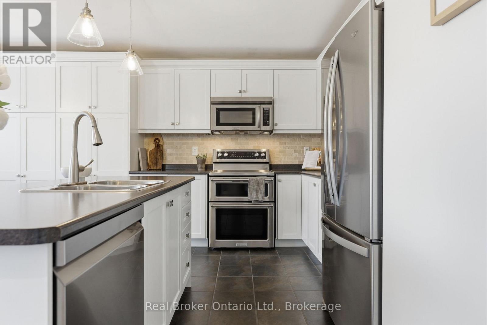 910 Vickerman Way, Milton, Ontario  L9T 0K5 - Photo 14 - W13005624