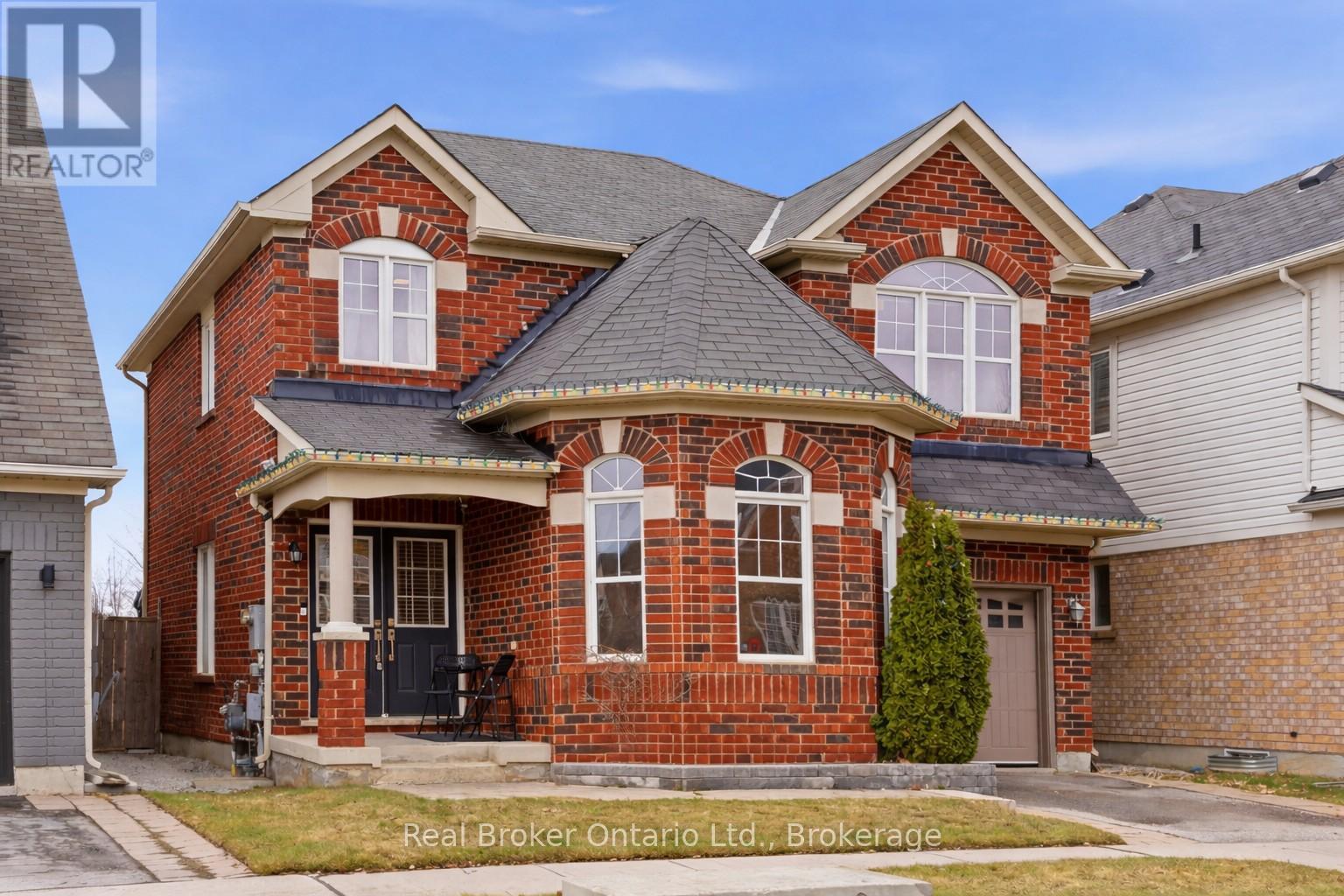 910 Vickerman Way, Milton, Ontario  L9T 0K5 - Photo 3 - W13005624