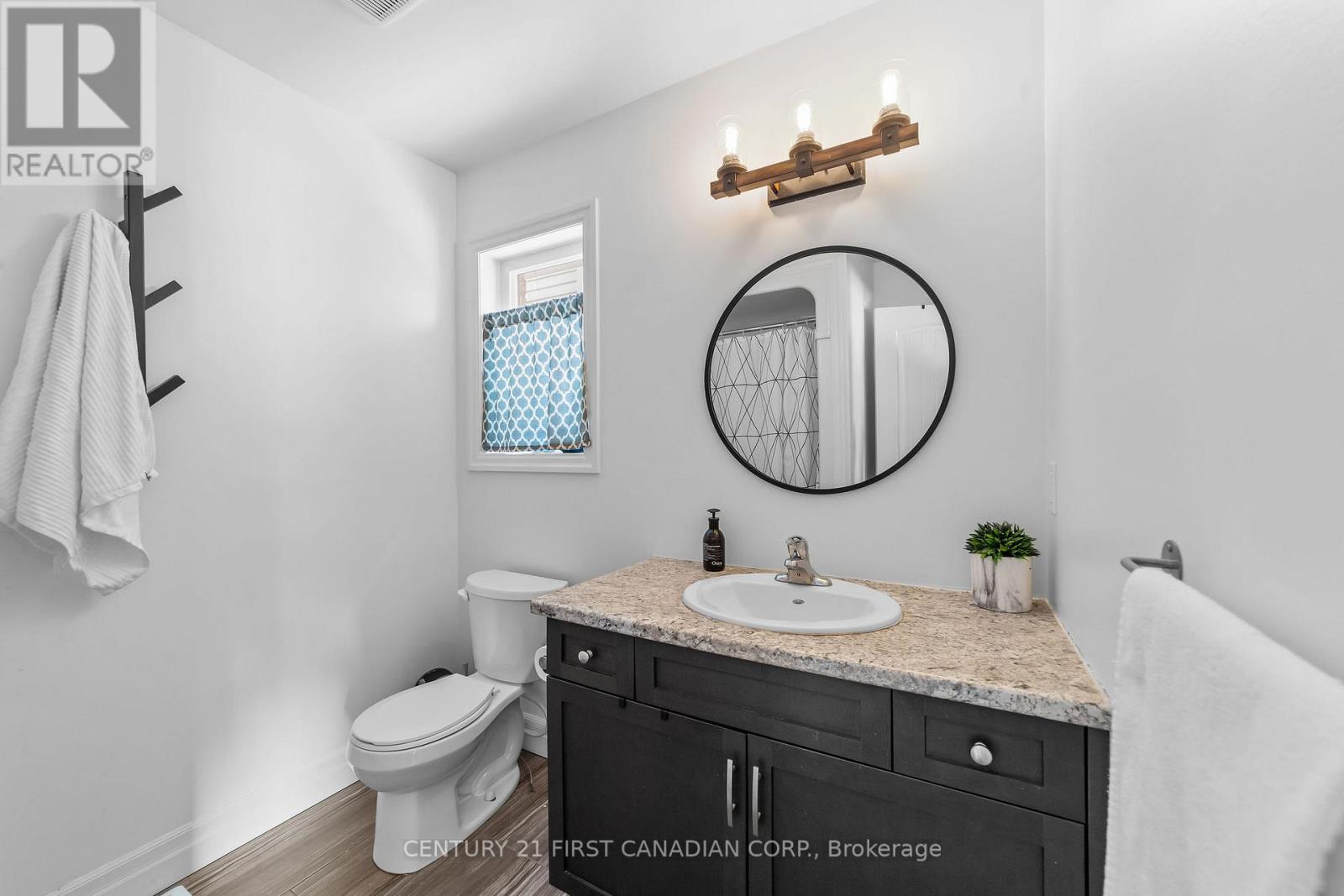 181 Gilmour Drive, Lucan Biddulph, Ontario  N0M 2J0 - Photo 18 - X12802572