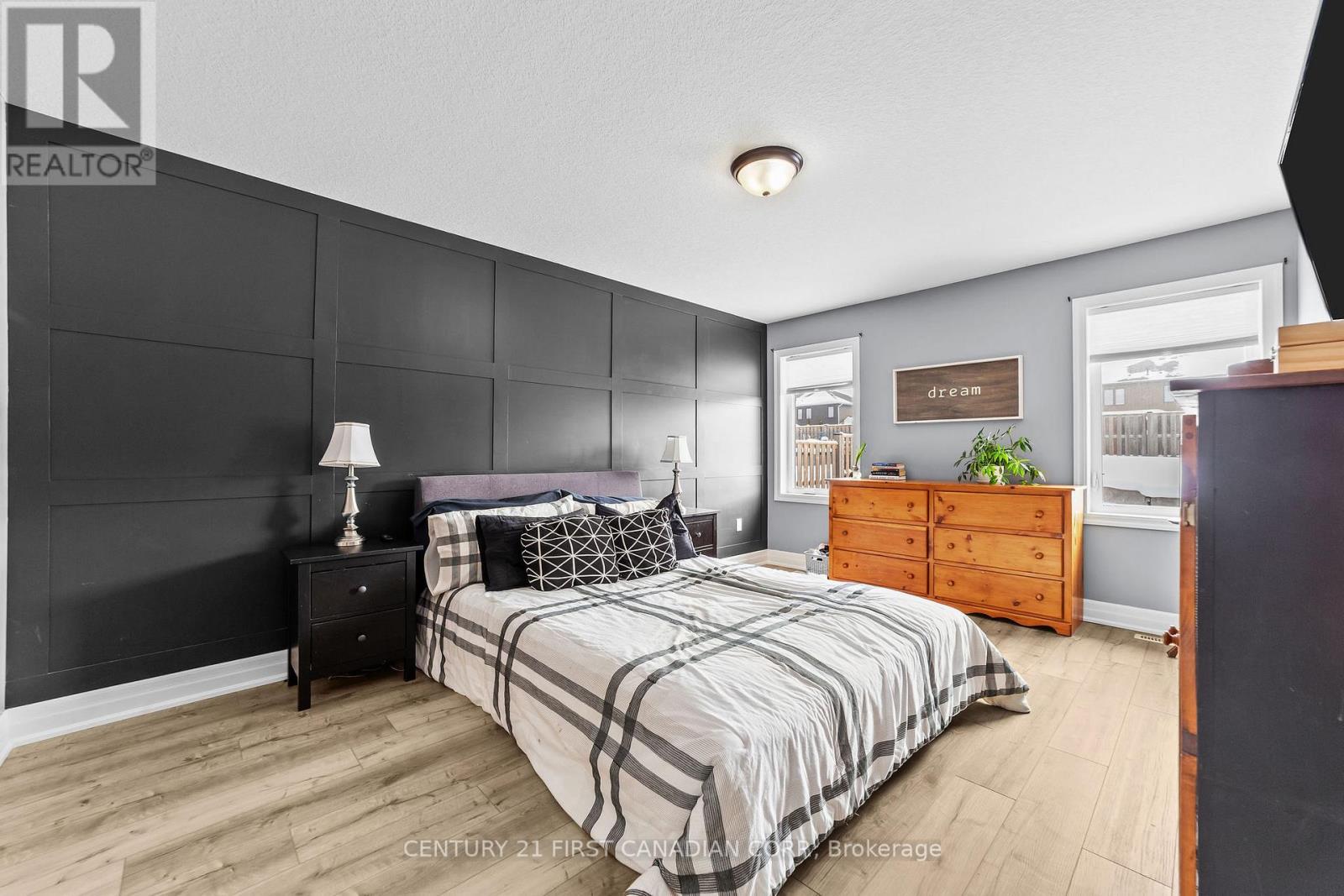 181 Gilmour Drive, Lucan Biddulph, Ontario  N0M 2J0 - Photo 16 - X12802572