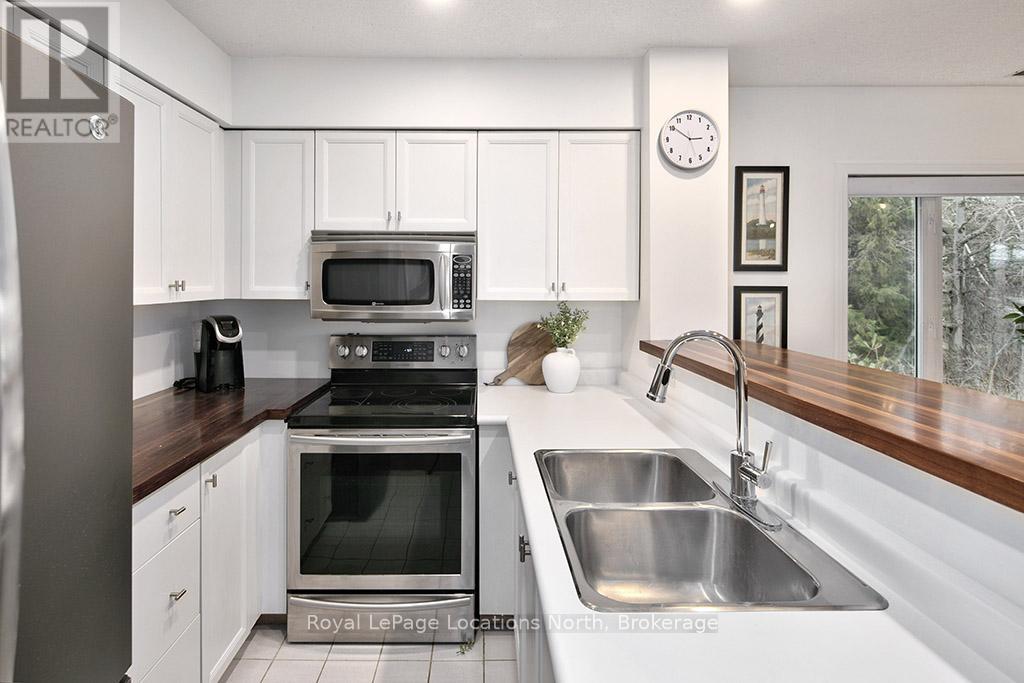 330 Mariners Way, Collingwood, Ontario  L9Y 5C7 - Photo 7 - S13005448