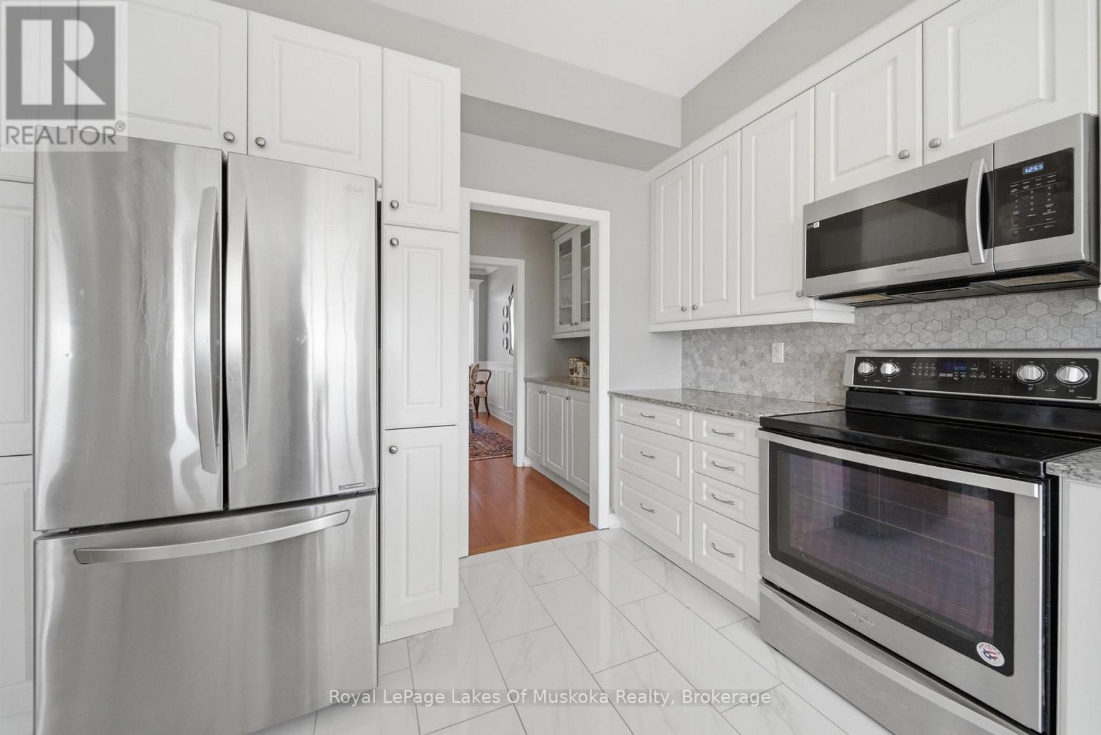 76 Succession Crescent, Barrie (Innis-Shore), Ontario  L4M 7G5 - Photo 15 - S13005550