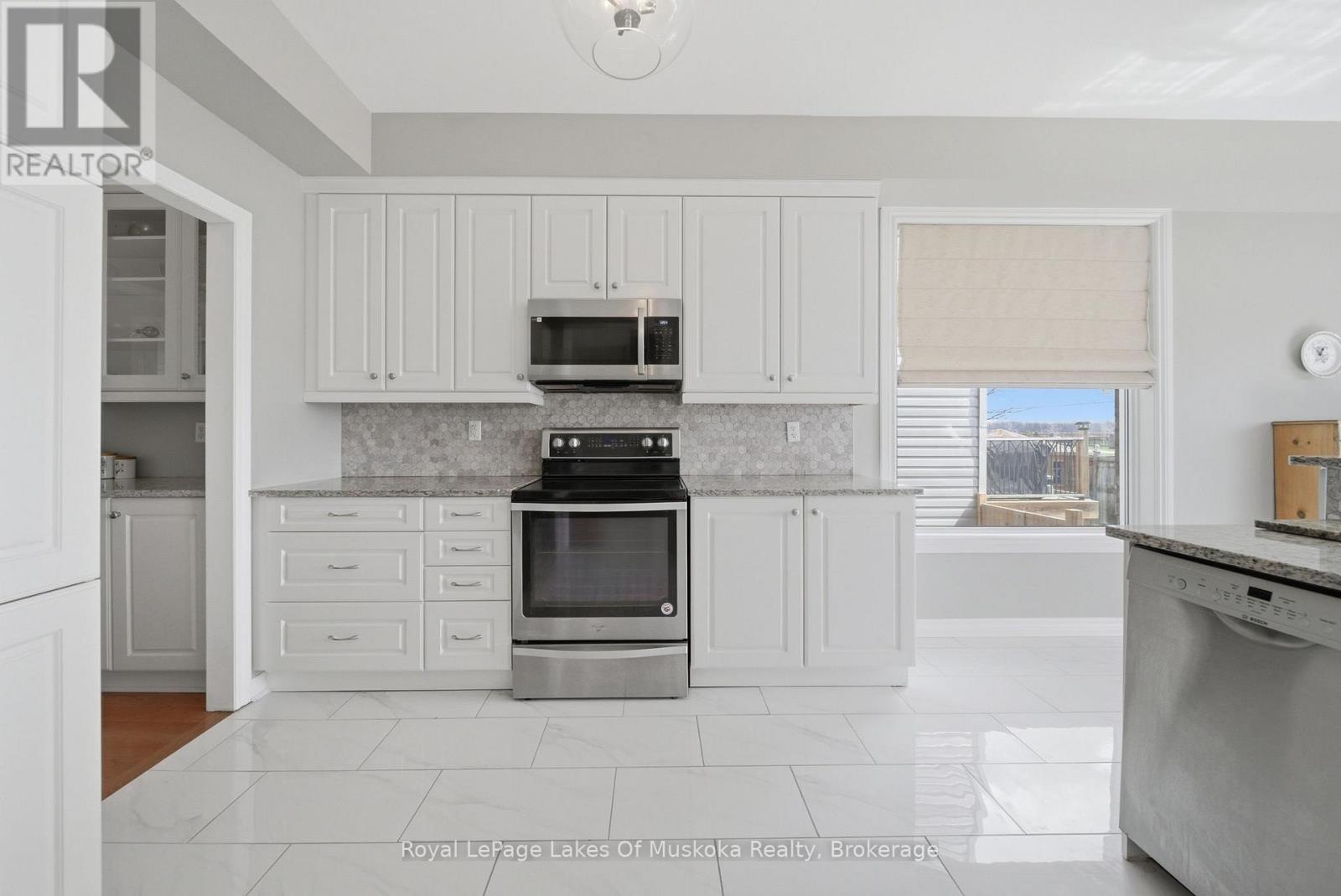 76 Succession Crescent, Barrie (Innis-Shore), Ontario  L4M 7G5 - Photo 16 - S13005550