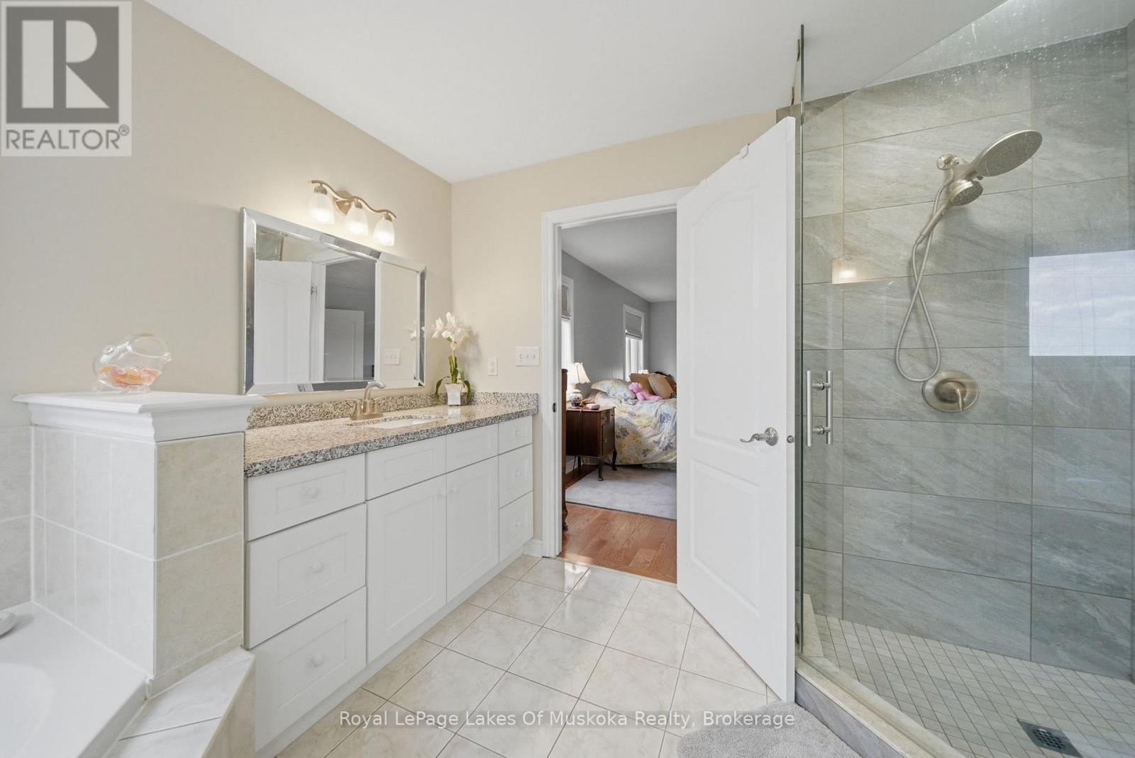 76 Succession Crescent, Barrie (Innis-Shore), Ontario  L4M 7G5 - Photo 33 - S13005550