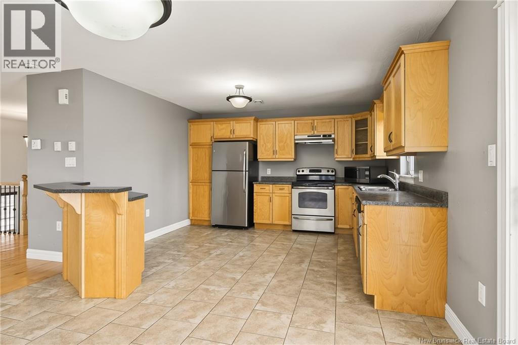 128 Lakeburn, Dieppe, New Brunswick  E1A 0Y7 - Photo 12 - NB135321