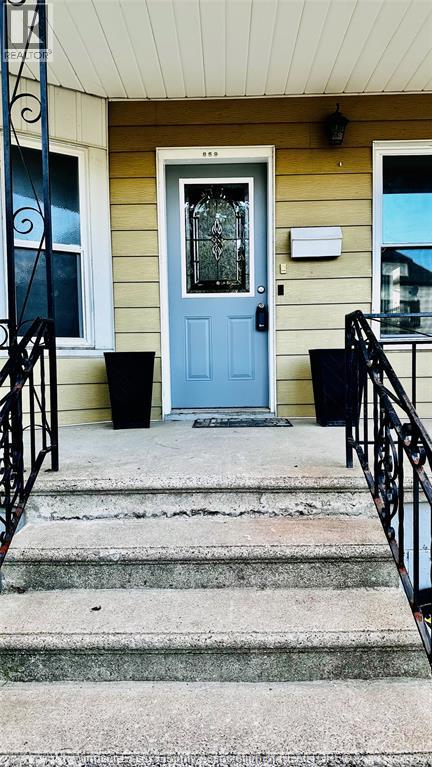 859 Pierre Avenue, Windsor, Ontario  N9A 2K9 - Photo 3 - 26008033