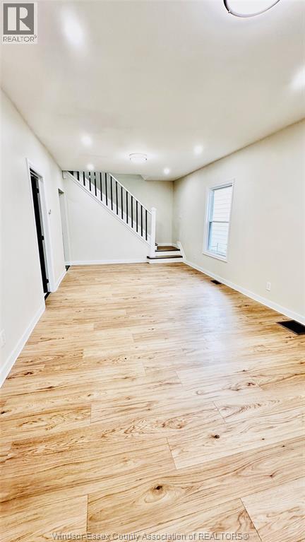 859 Pierre Avenue, Windsor, Ontario  N9A 2K9 - Photo 5 - 26008033