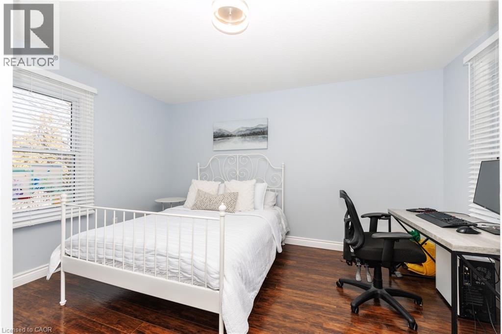 11 Fairview Road, Grimsby, Ontario  L3M 3L1 - Photo 19 - 40820975