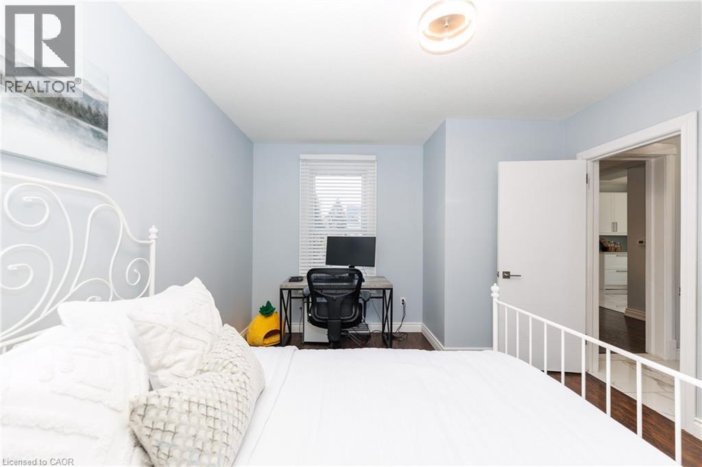 11 Fairview Road, Grimsby, Ontario  L3M 3L1 - Photo 21 - 40820975