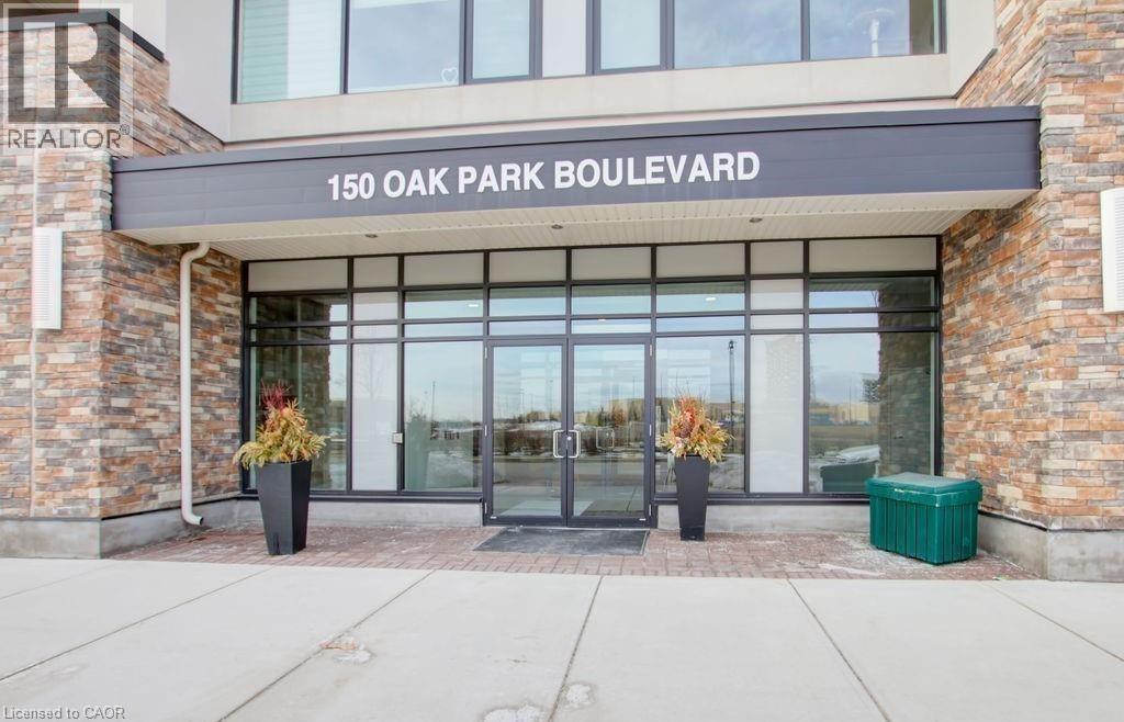 150 Oak Park Boulevard Unit# 320, Oakville, Ontario  L6H 3P2 - Photo 2 - 40820740
