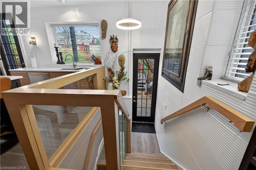 63 West Avenue N Unit# 1, Hamilton, Ontario  L8L 5C2 - Photo 30 - 40821320