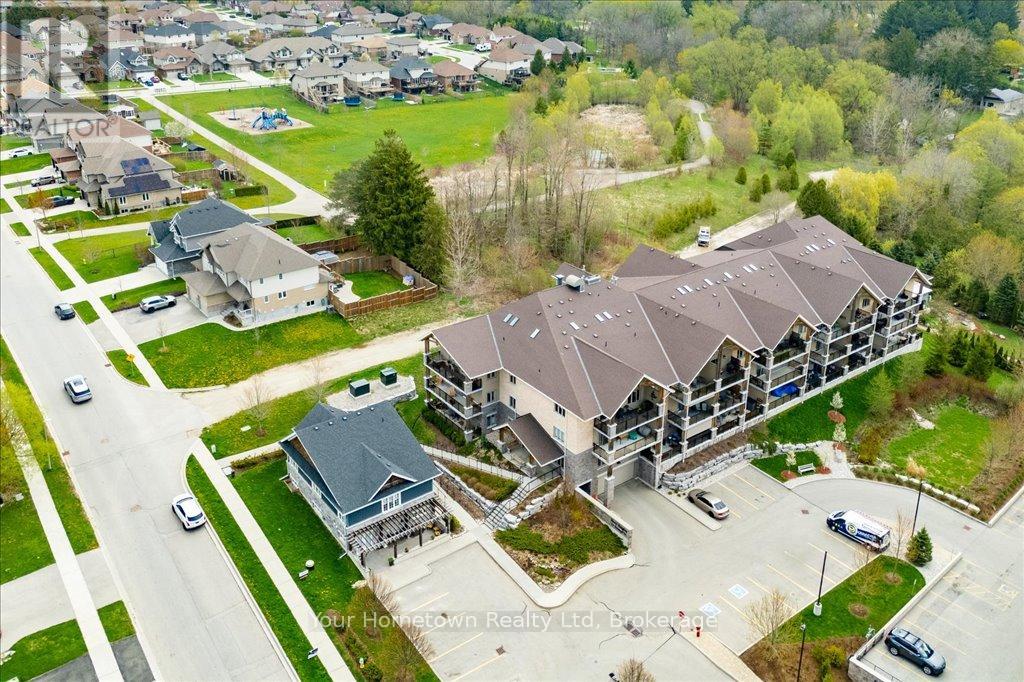 27b - 27 Stumpf Street, Centre Wellington, Ontario  N0B 1S0 - Photo 35 - X13005462