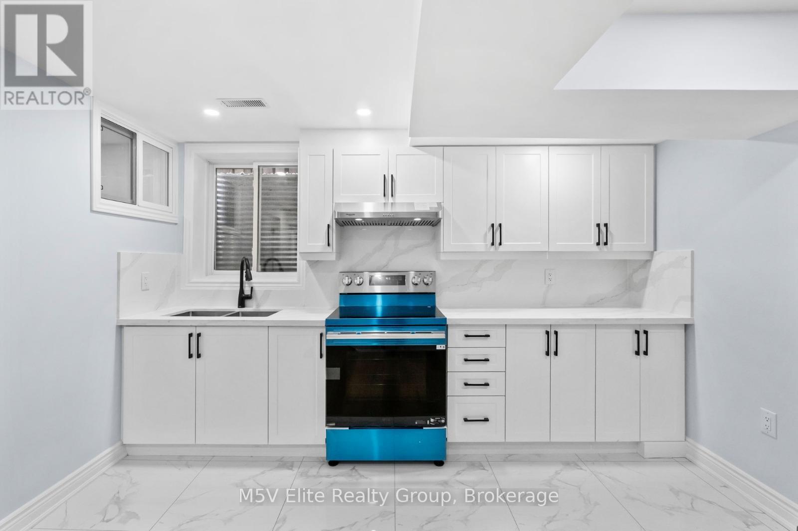 93 Ashford Court, Brampton, Ontario  L6V 3E2 - Photo 15 - W13004428