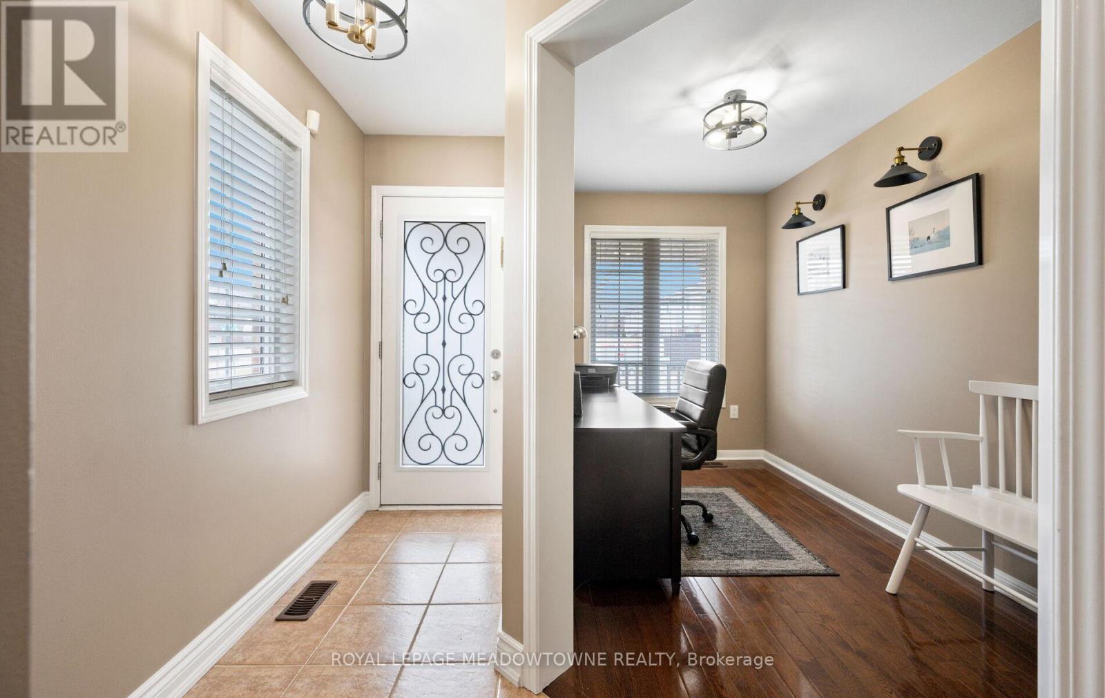 6 Clyde Road, Brampton, Ontario  L6X 0L9 - Photo 6 - W12966494