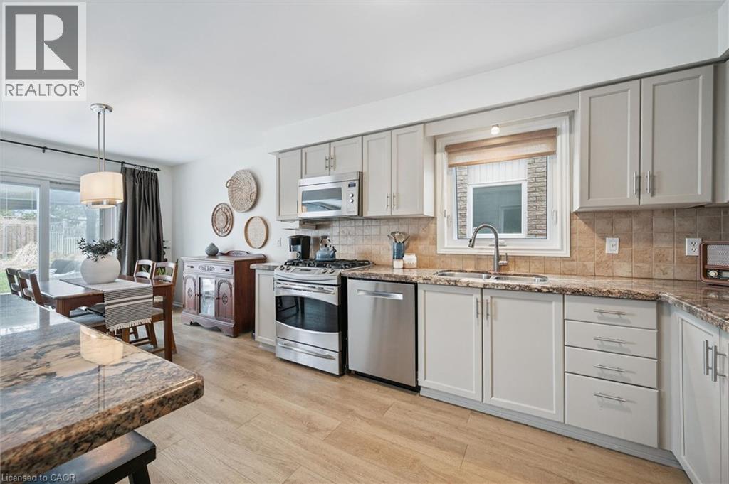 458 Citadel Court, Waterloo, Ontario  N2K 3Y5 - Photo 15 - 40814275