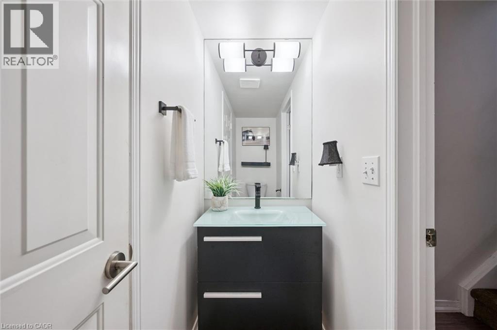 458 Citadel Court, Waterloo, Ontario  N2K 3Y5 - Photo 33 - 40814275