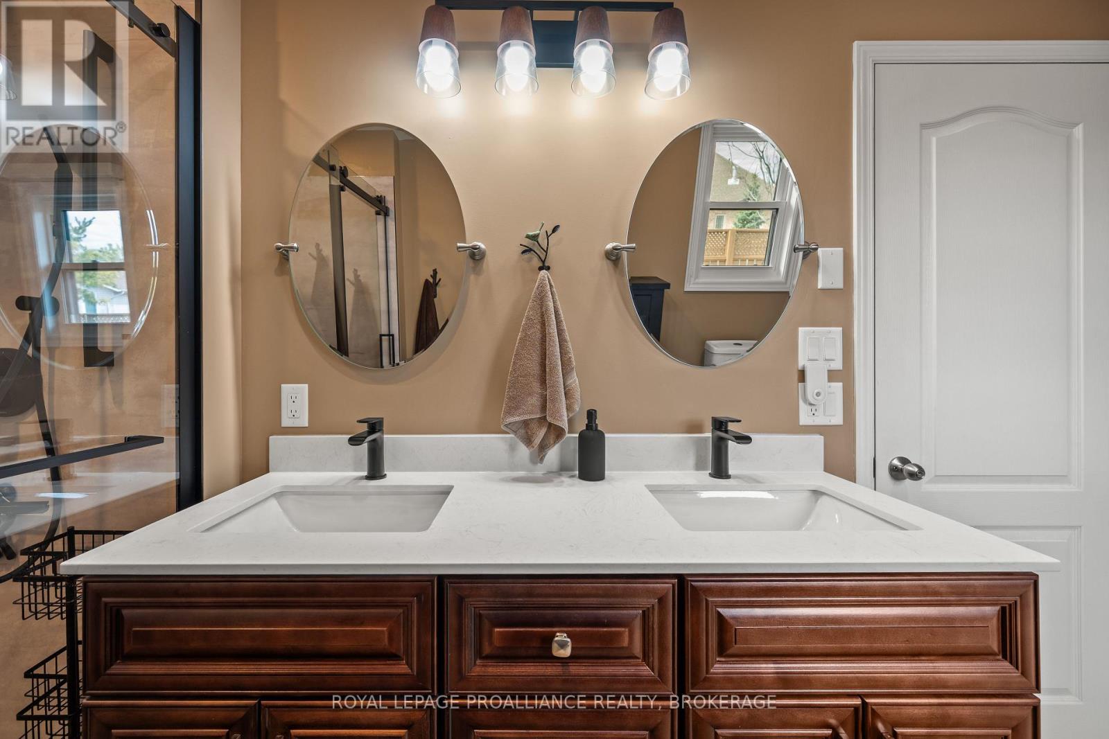 688 Chadwick Court, Kingston, Ontario  K7P 3E9 - Photo 39 - X13005478