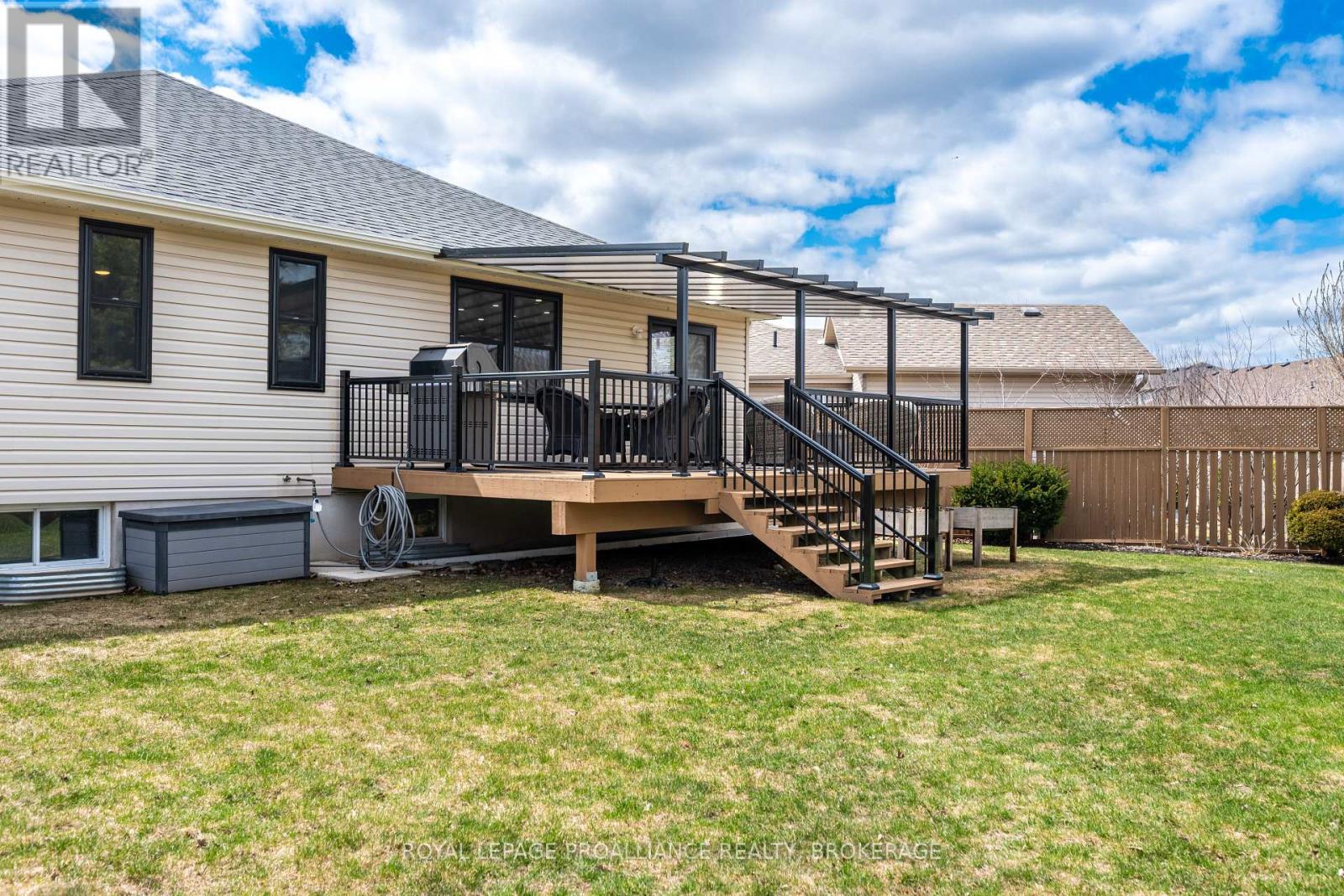 688 Chadwick Court, Kingston, Ontario  K7P 3E9 - Photo 6 - X13005478