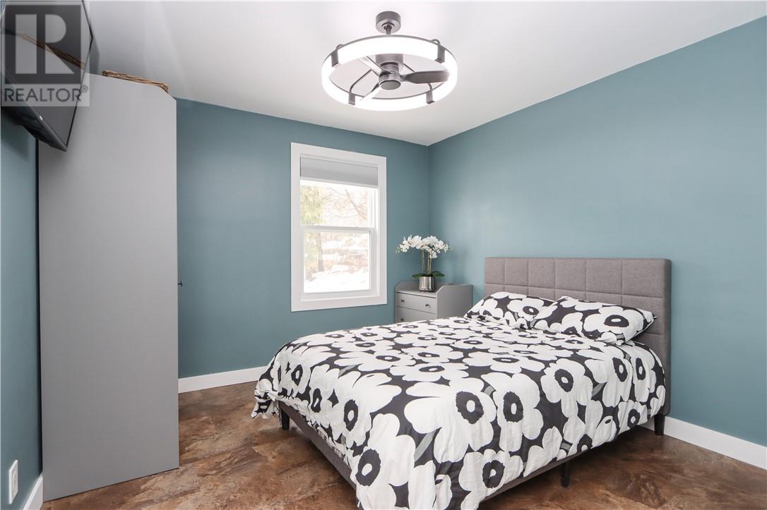 1445 Southview, Sudbury, Ontario  P3E 2L9 - Photo 18 - 2127155