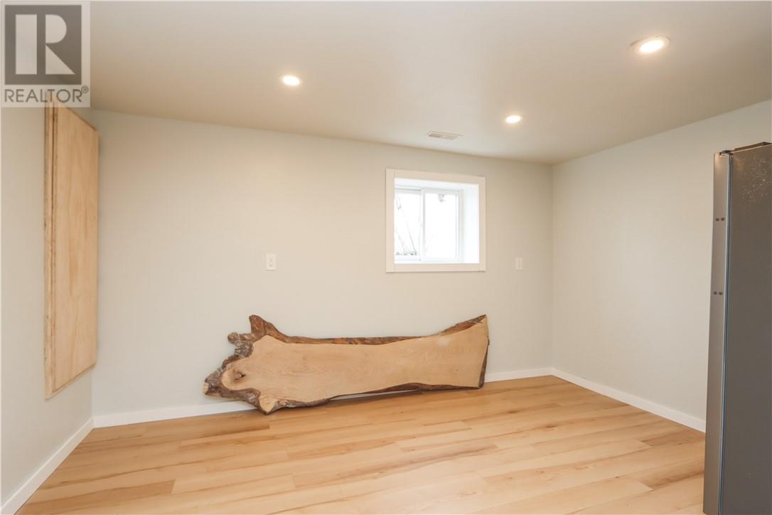 1445 Southview, Sudbury, Ontario  P3E 2L9 - Photo 27 - 2127155