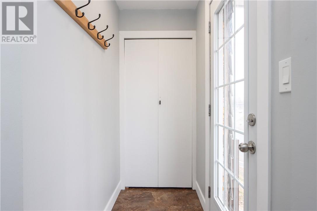 1445 Southview, Sudbury, Ontario  P3E 2L9 - Photo 7 - 2127155