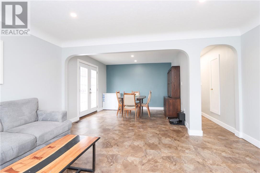 1445 Southview, Sudbury, Ontario  P3E 2L9 - Photo 9 - 2127155