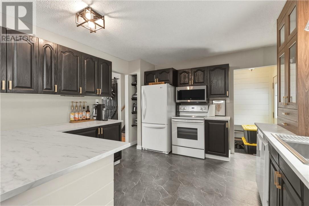 18 Beech Crescent, Capreol, Ontario  P0M 1H0 - Photo 9 - 2127144