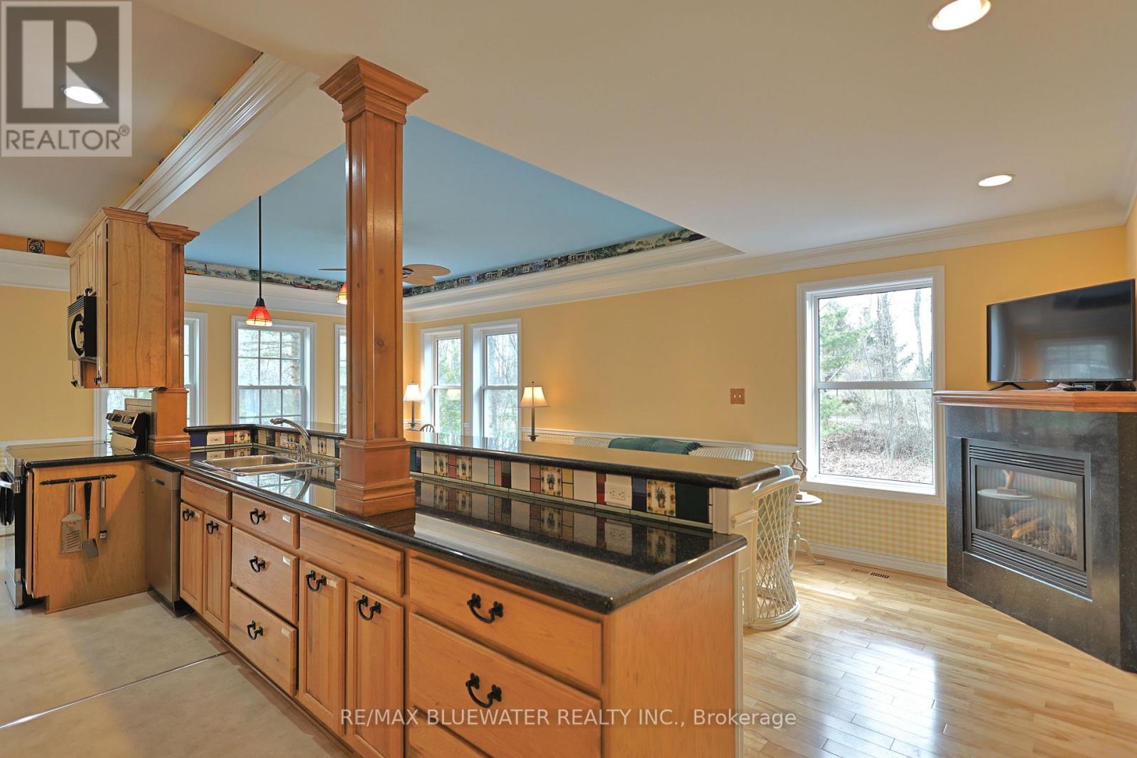 5 Phillip Street, South Huron, Ontario  N0M 1T0 - Photo 13 - X13005432