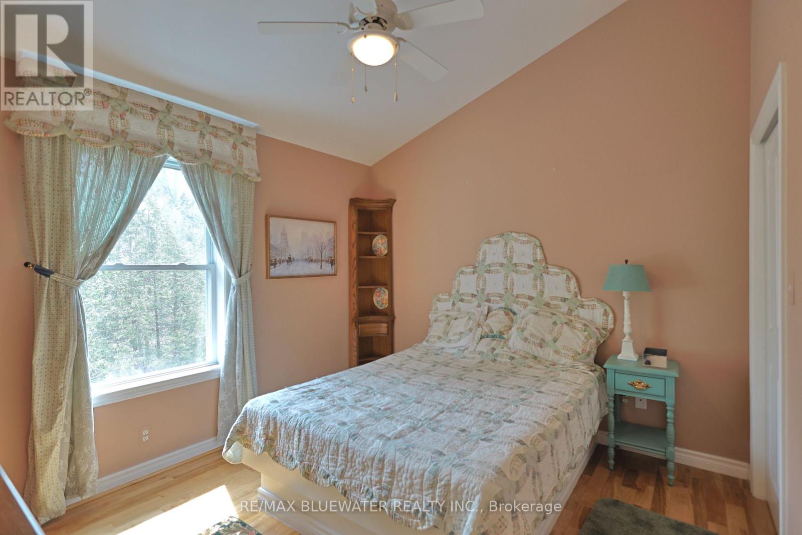 5 Phillip Street, South Huron, Ontario  N0M 1T0 - Photo 25 - X13005432