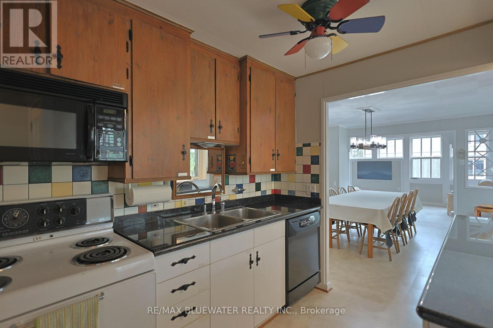 5 Phillip Street, South Huron, Ontario  N0M 1T0 - Photo 30 - X13005432