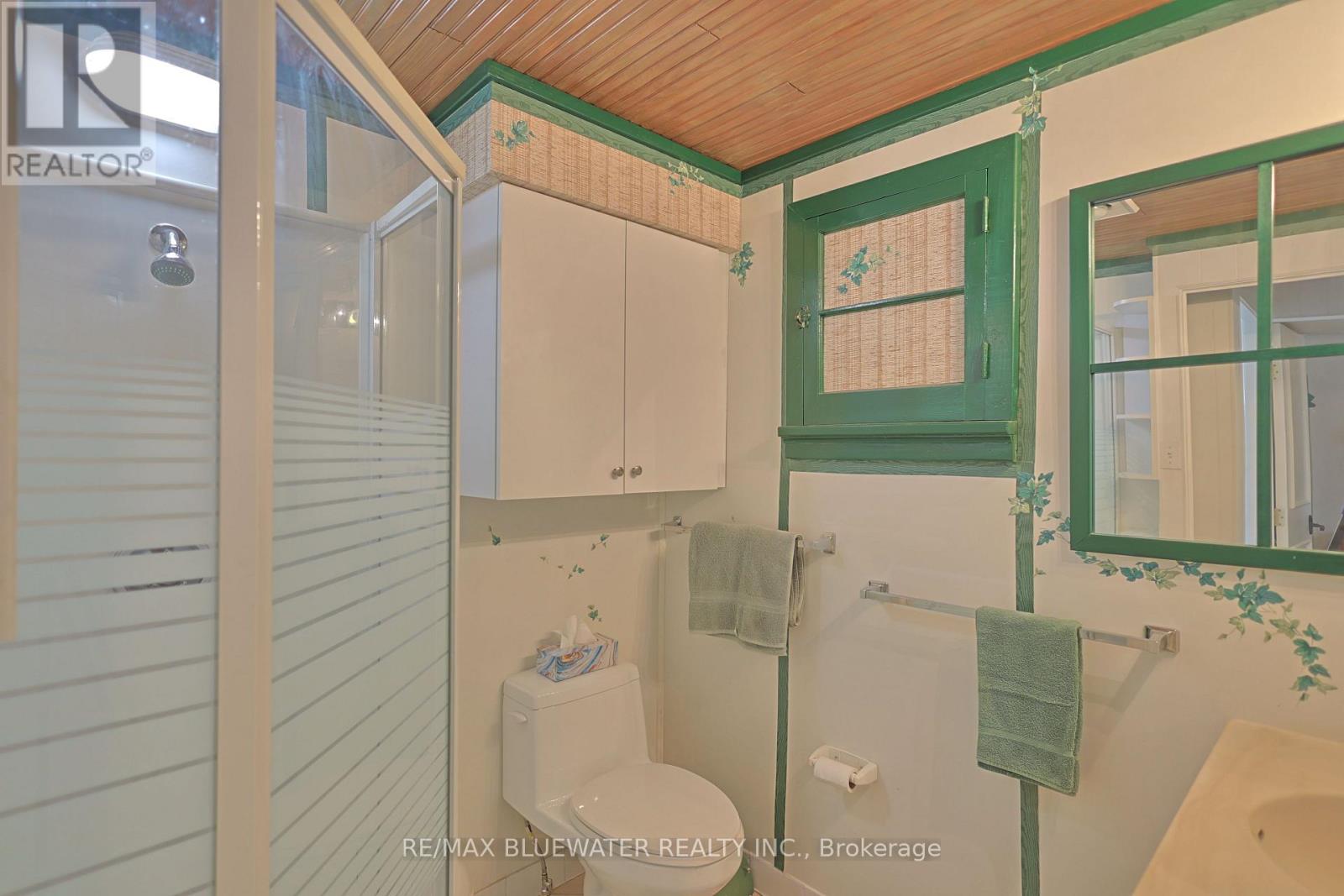 5 Phillip Street, South Huron, Ontario  N0M 1T0 - Photo 39 - X13005432