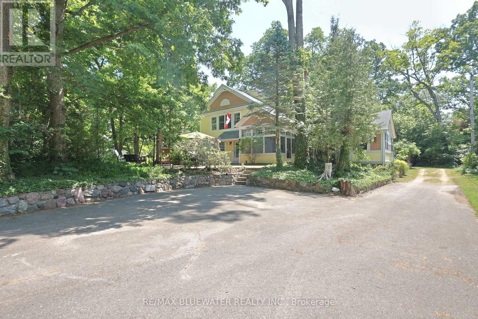 5 Phillip Street, South Huron, Ontario  N0M 1T0 - Photo 48 - X13005432