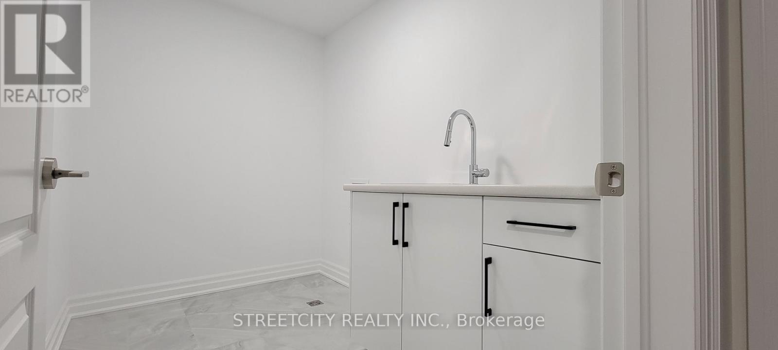 2520 Buroak Drive, London North, Ontario  N6G 5B6 - Photo 14 - X13005522