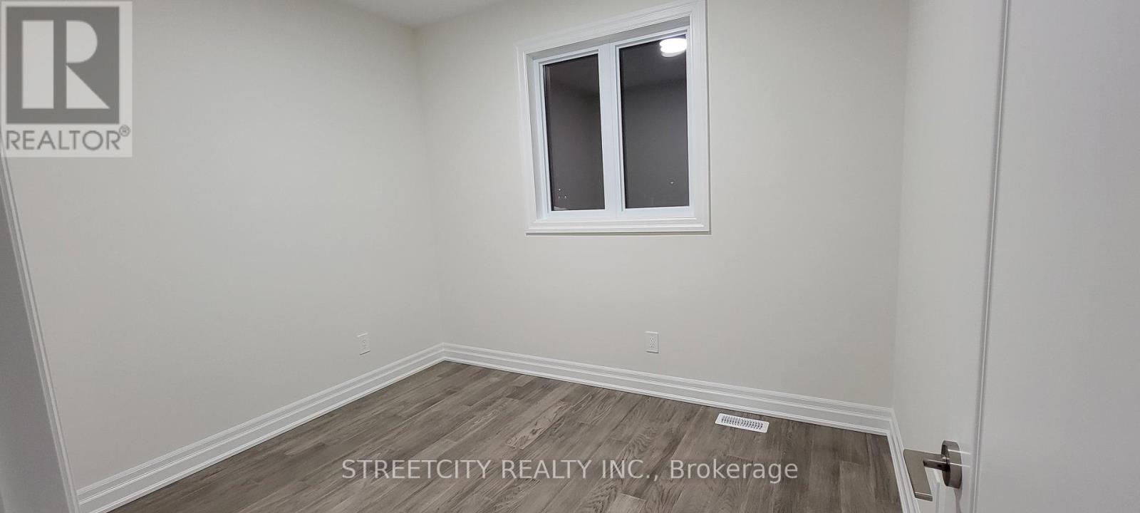 2520 Buroak Drive, London North, Ontario  N6G 5B6 - Photo 4 - X13005522