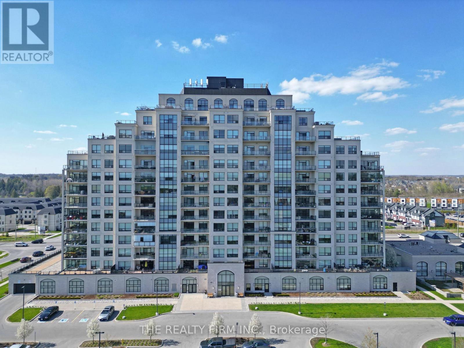 708 - 260 Villagewalk Boulevard, London North, Ontario  N6G 0W6 - Photo 2 - X13005536