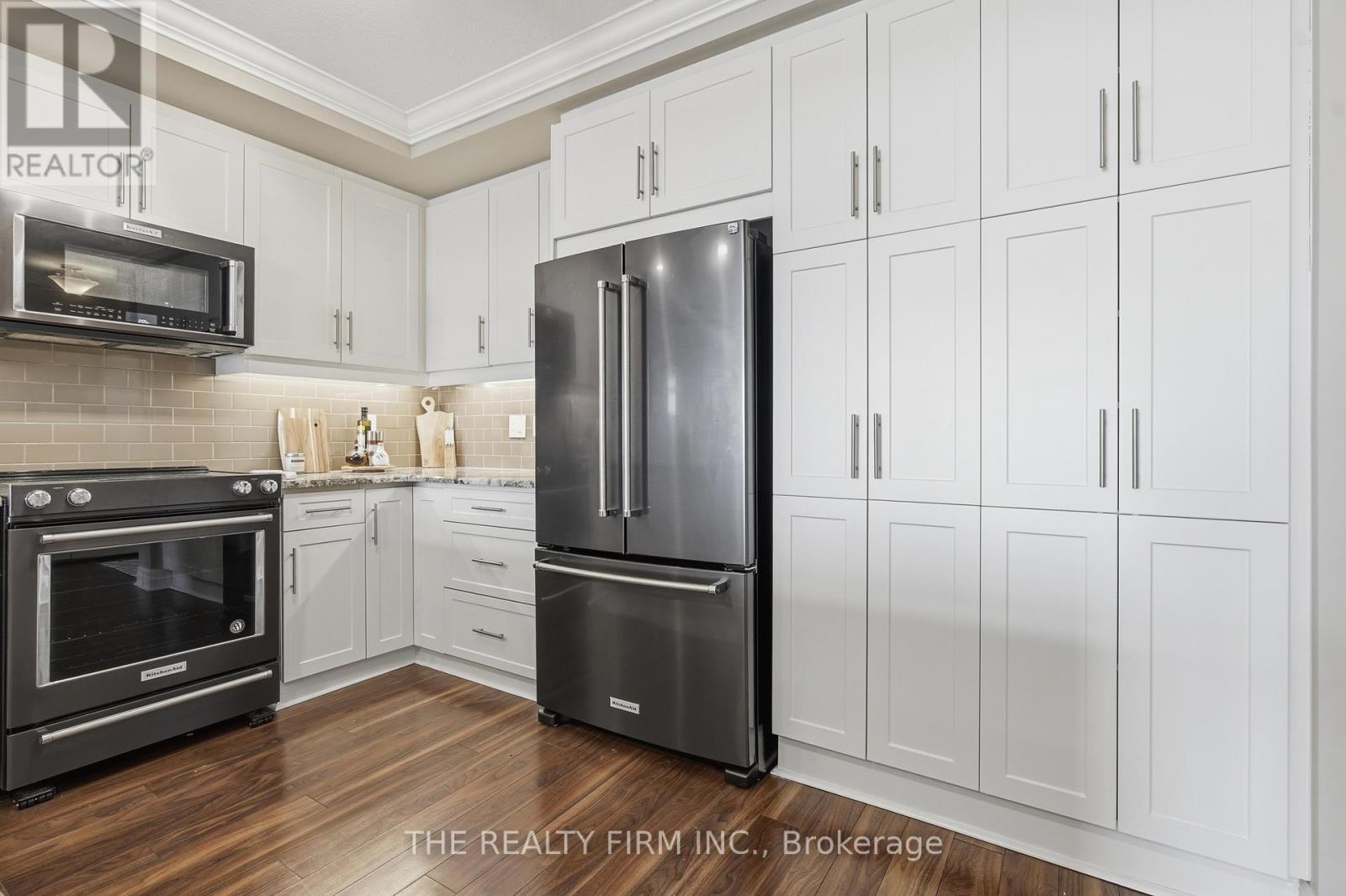 708 - 260 Villagewalk Boulevard, London North, Ontario  N6G 0W6 - Photo 6 - X13005536