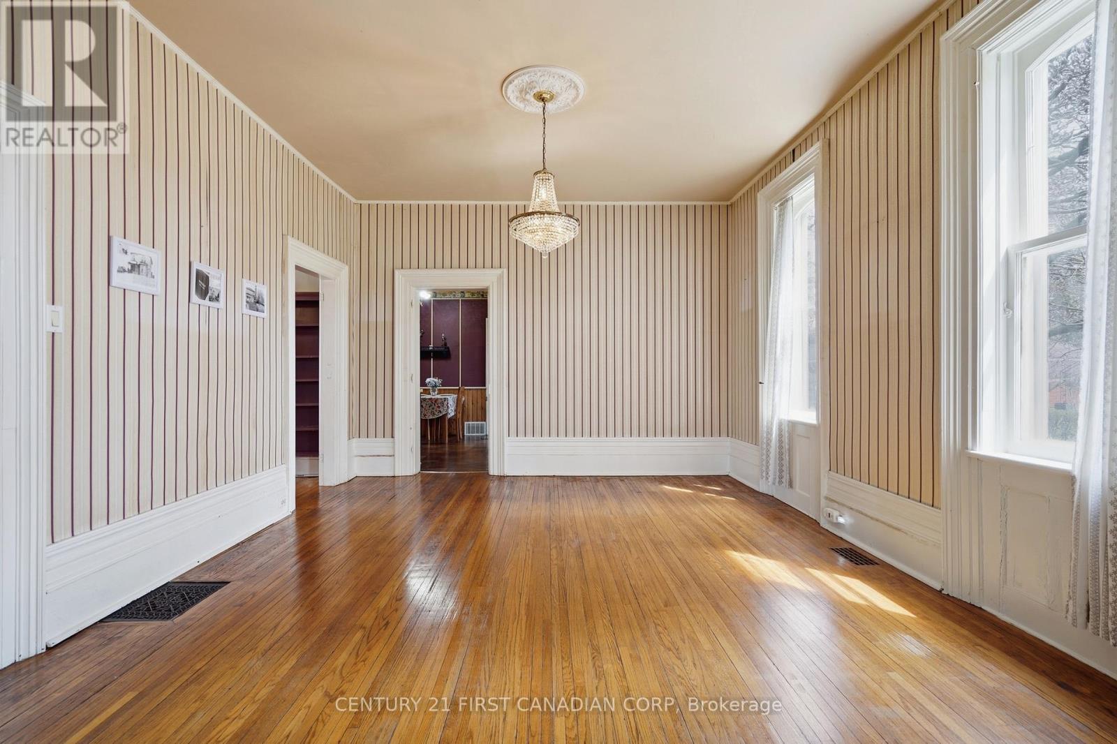 227 Monroe Street, West Elgin, Ontario  N0L 2C0 - Photo 10 - X13005564