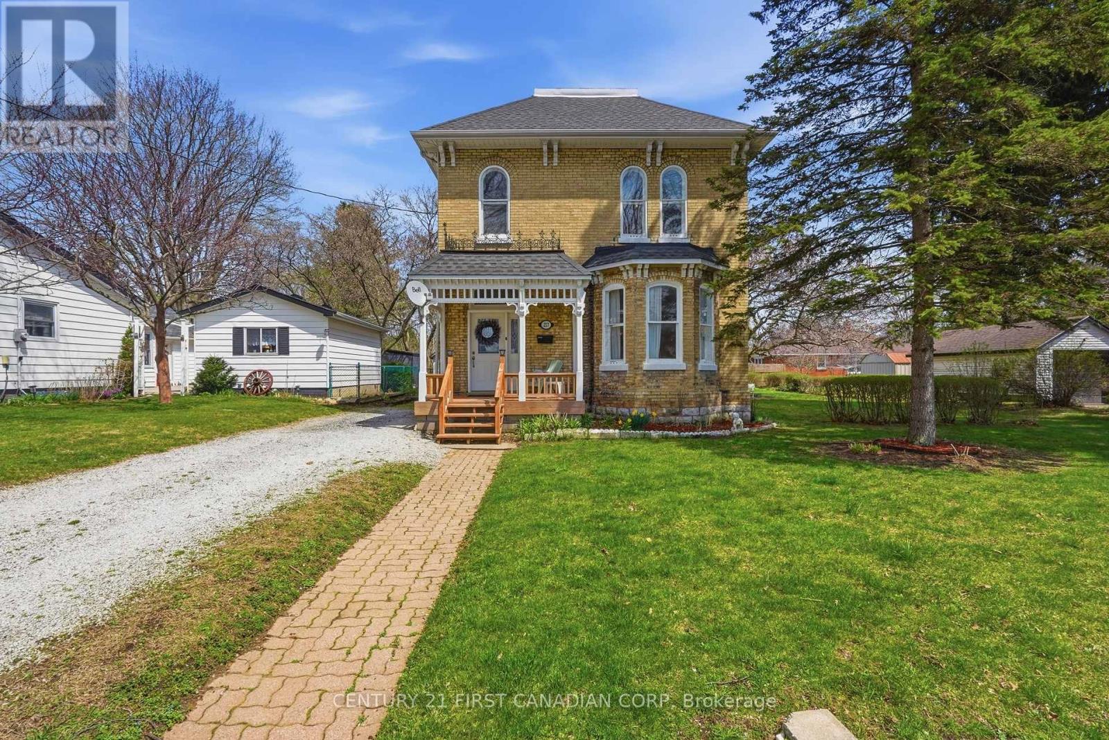 227 Monroe Street, West Elgin, Ontario  N0L 2C0 - Photo 3 - X13005564