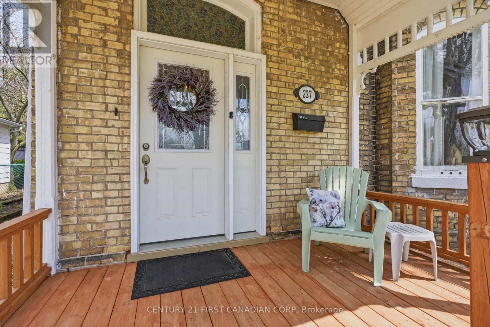 227 Monroe Street, West Elgin, Ontario  N0L 2C0 - Photo 5 - X13005564