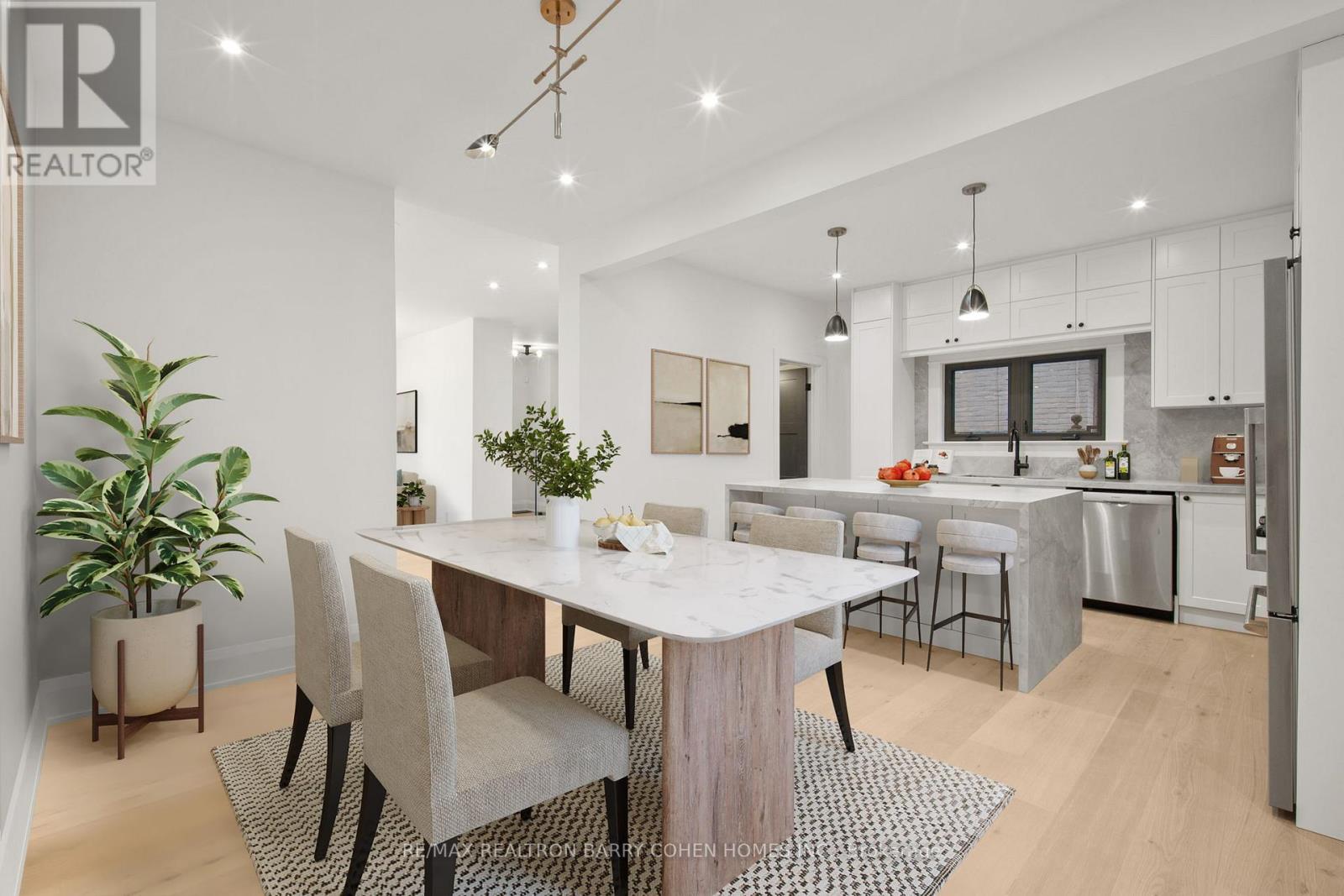 231 Macpherson Avenue, Toronto, Ontario  M4V 1A1 - Photo 11 - C13005542