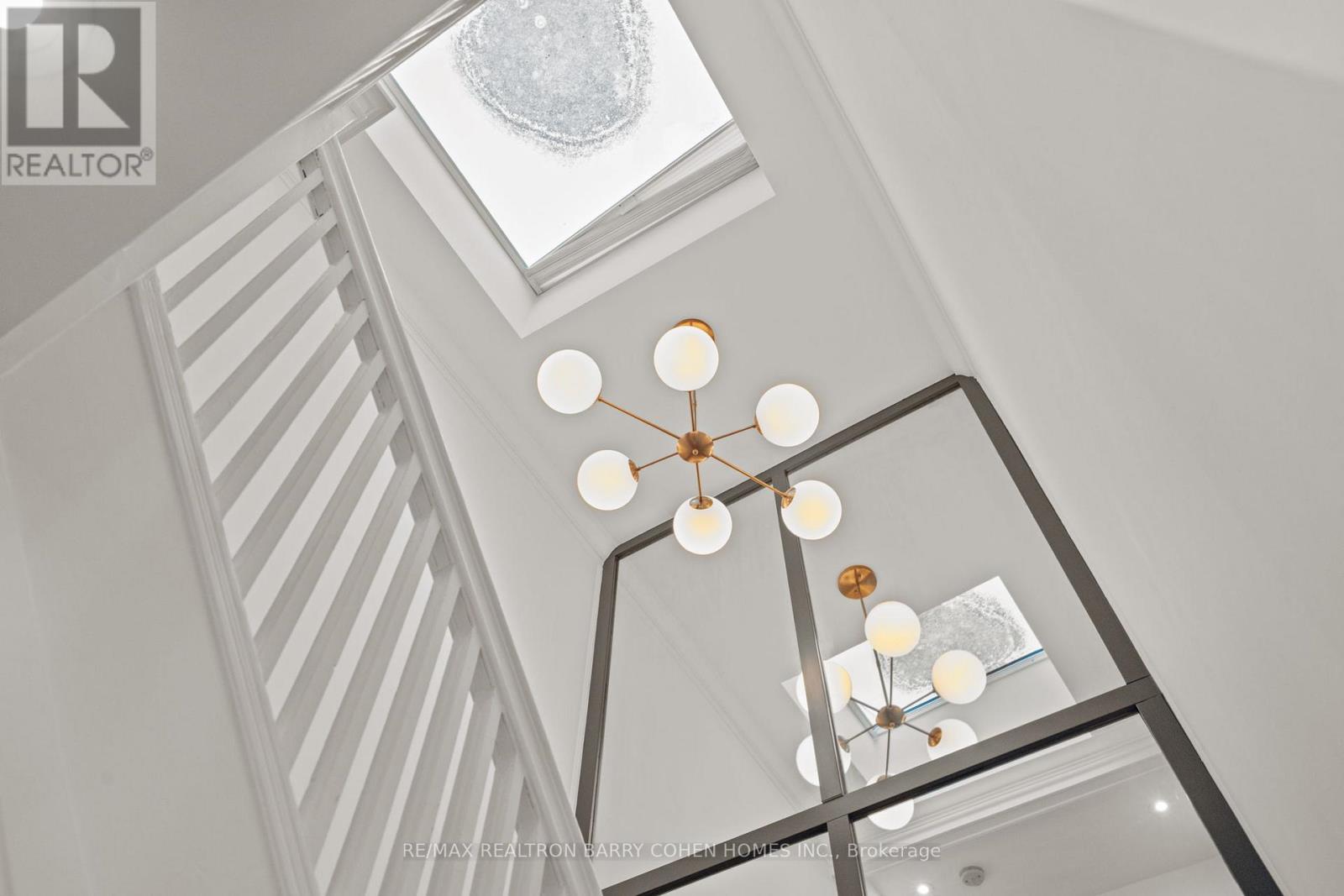 231 Macpherson Avenue, Toronto, Ontario  M4V 1A1 - Photo 27 - C13005542