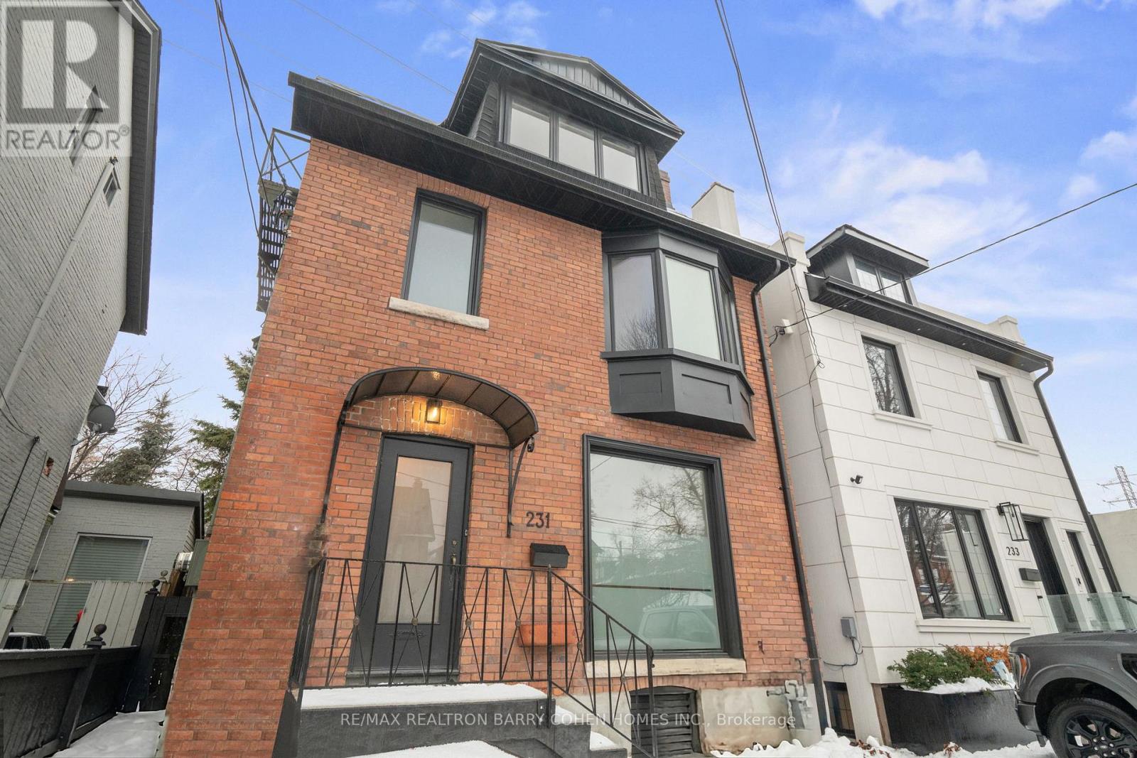 231 Macpherson Avenue, Toronto, Ontario  M4V 1A1 - Photo 3 - C13005542