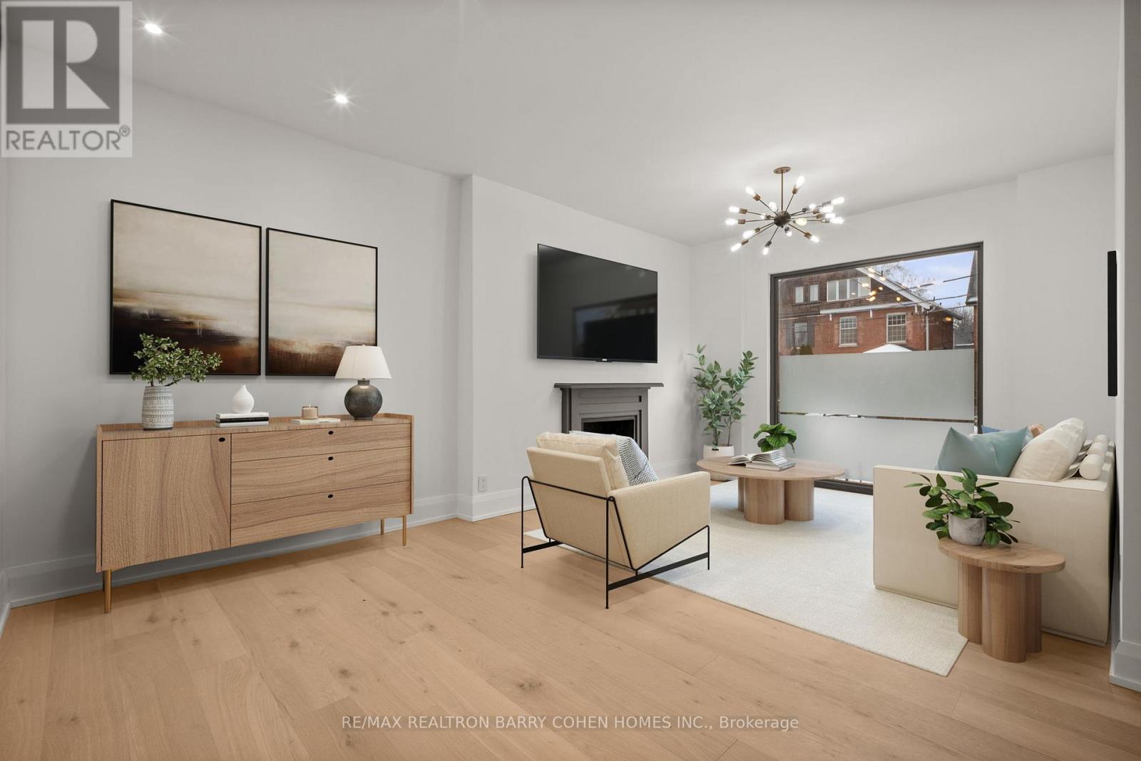 231 Macpherson Avenue, Toronto, Ontario  M4V 1A1 - Photo 6 - C13005542