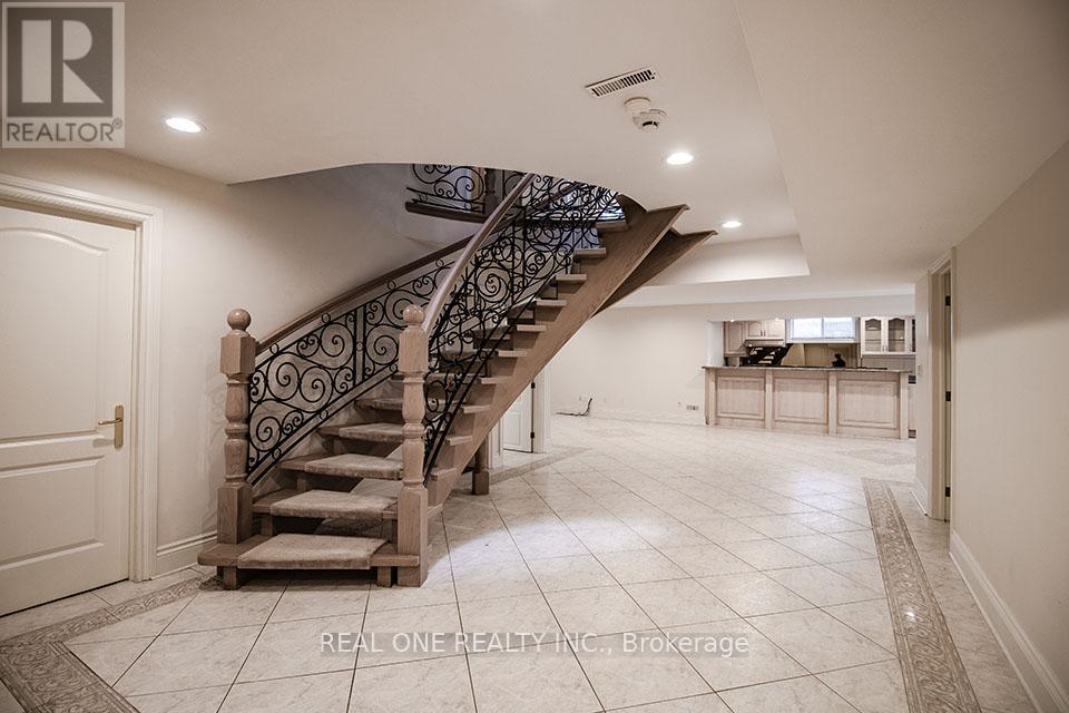 50 Yorkminster Road, Toronto, Ontario  M2P 1M3 - Photo 35 - C13005614