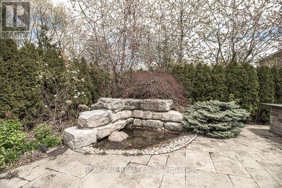50 Yorkminster Road, Toronto, Ontario  M2P 1M3 - Photo 45 - C13005614