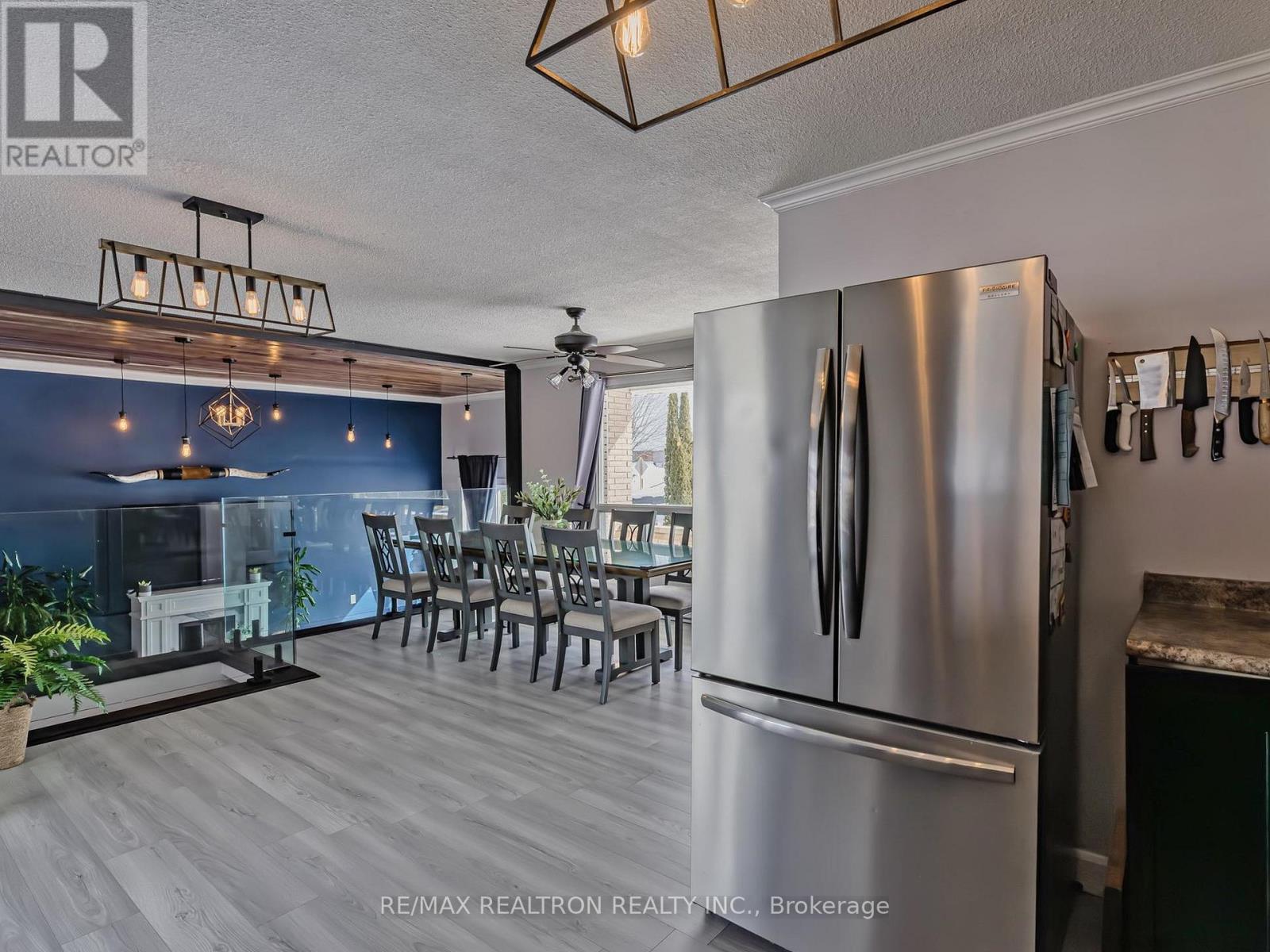 757 Kings Wharf Road, Kawartha Lakes, Ontario  K0M 1A0 - Photo 15 - X12843360