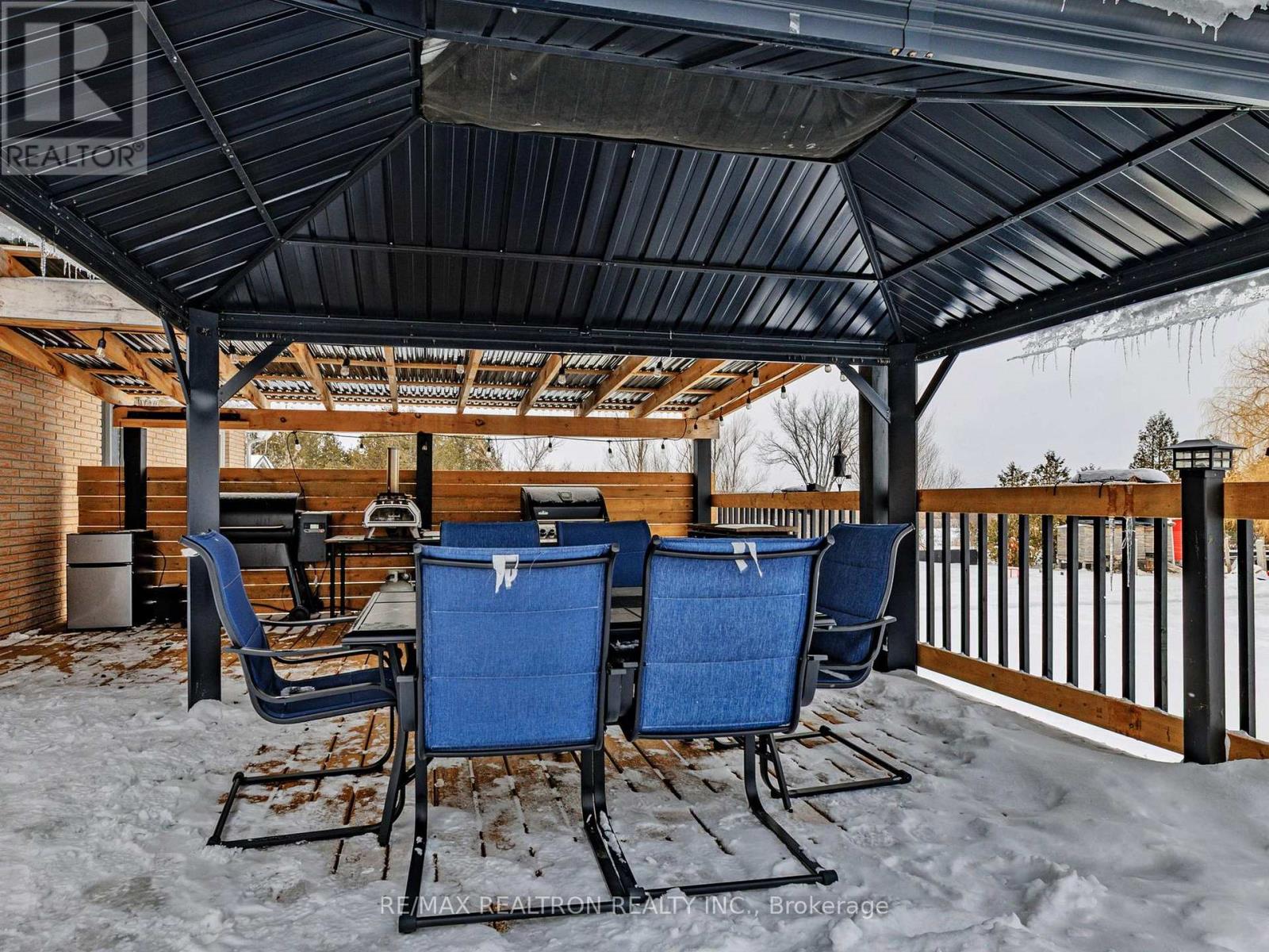 757 Kings Wharf Road, Kawartha Lakes, Ontario  K0M 1A0 - Photo 37 - X12843360