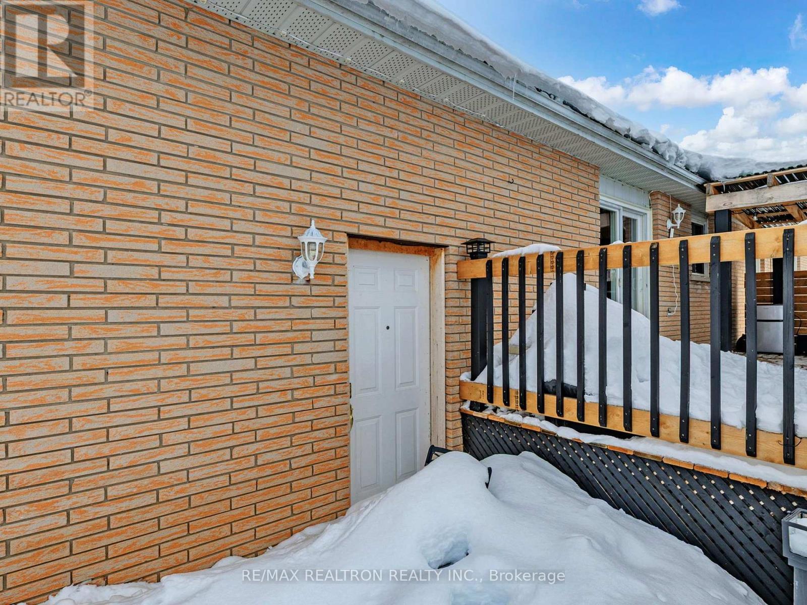 757 Kings Wharf Road, Kawartha Lakes, Ontario  K0M 1A0 - Photo 38 - X12843360