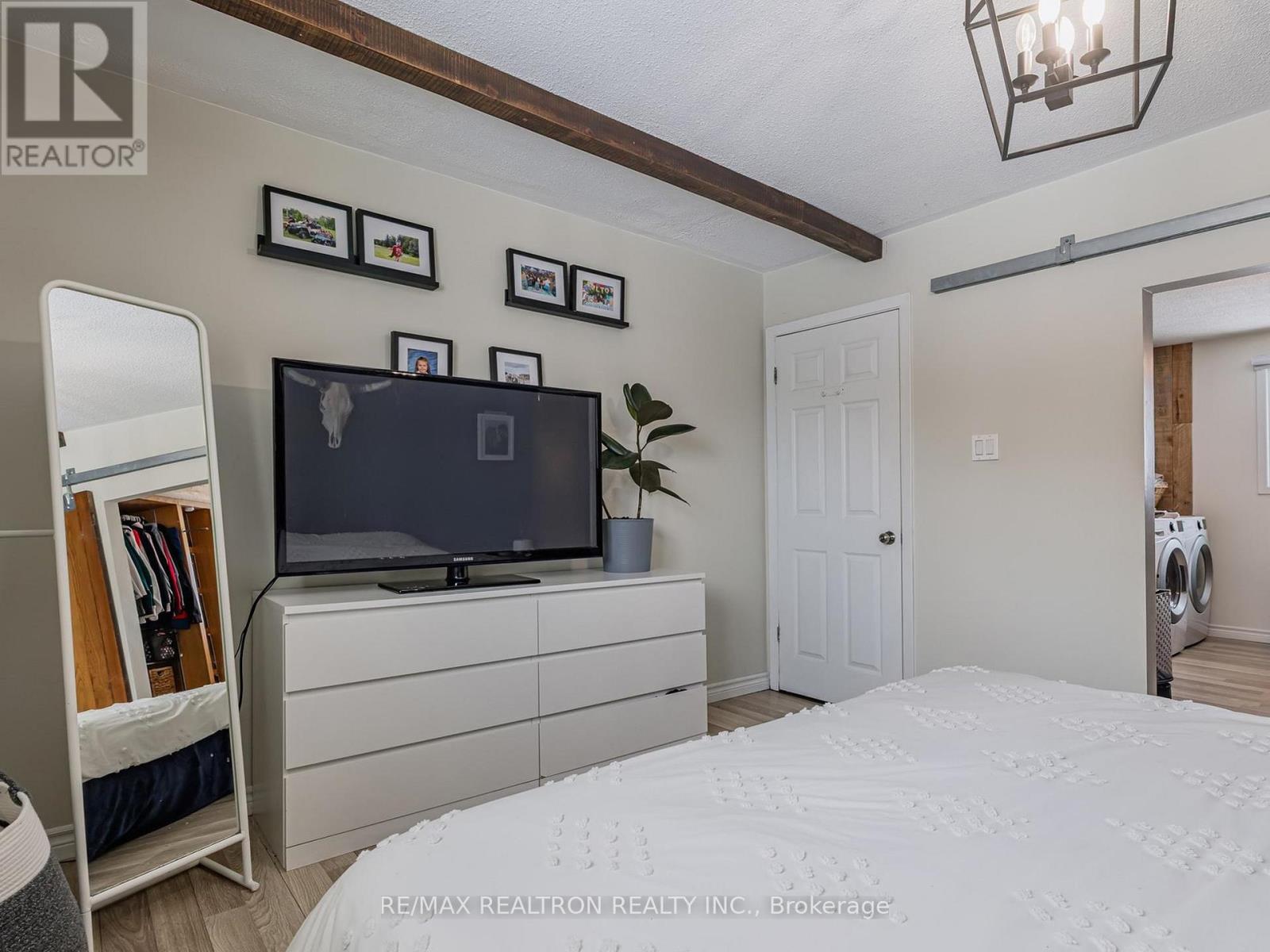 757 Kings Wharf Road, Kawartha Lakes, Ontario  K0M 1A0 - Photo 18 - X12843360